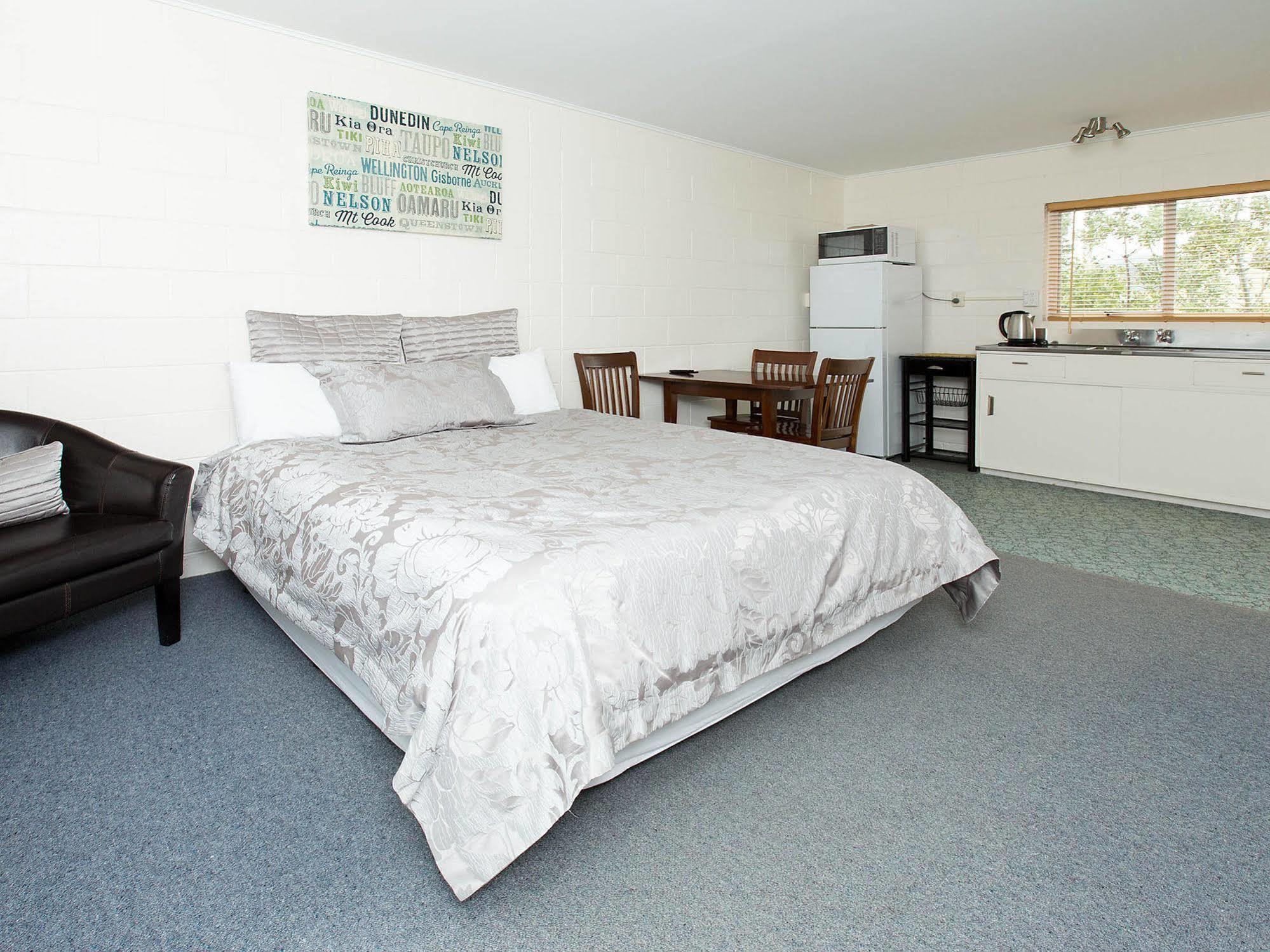 Marina Court Motel & Apartments Whangarei Exterior foto